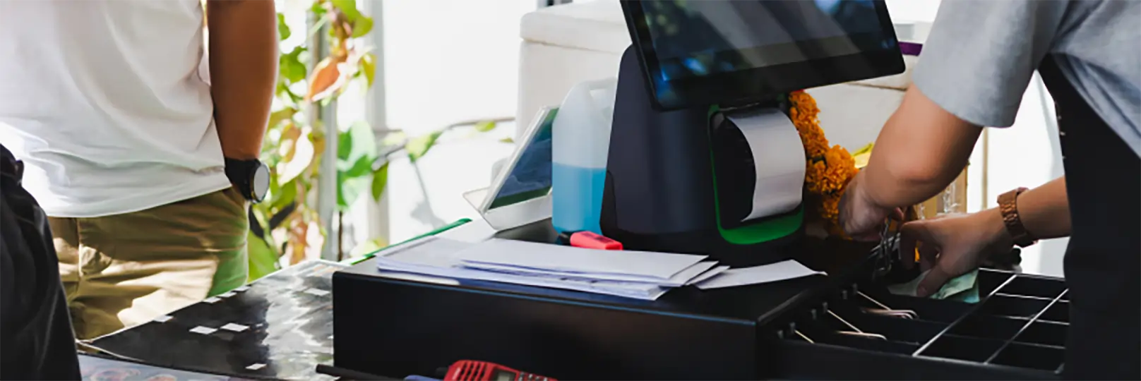 Best cash counter for efficient and accurate transactions.